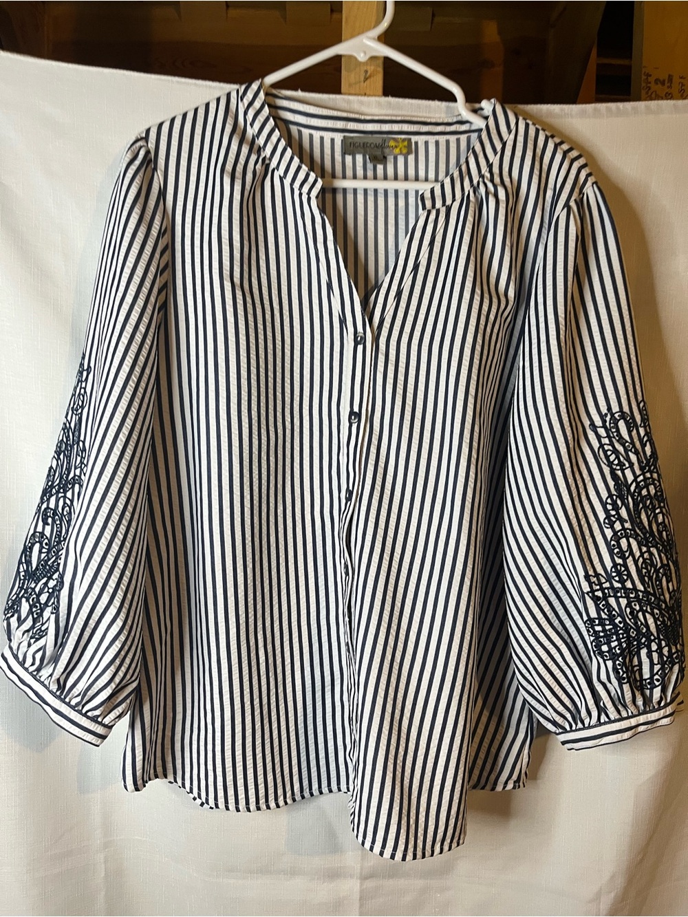 Embroidered Stripe Button-Front Women's Shirt - Navy & White